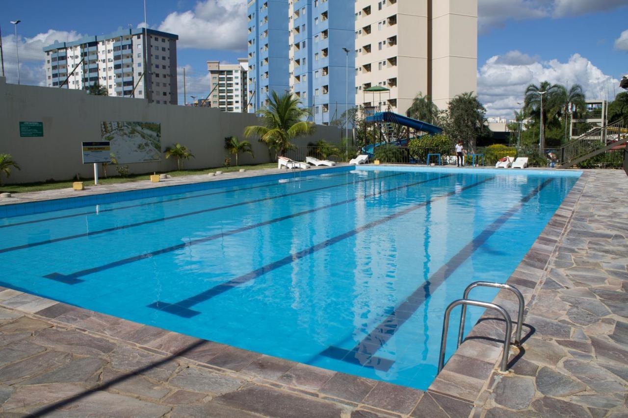 Appartamento Golden Dolphin Express Via Hmaster Caldas Novas Esterno foto